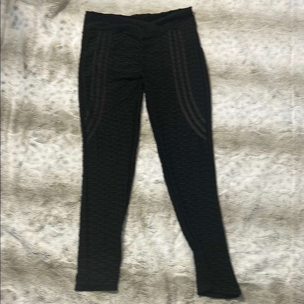 AQ/AQ Black Textured Pants